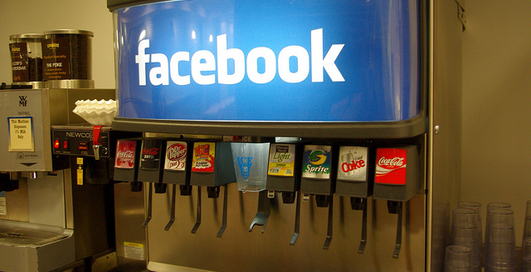 Cистема распознавания лиц на Facebook вызвала протесты