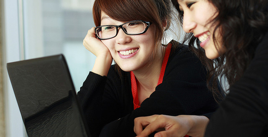 Женщины более активны в социальных сетях