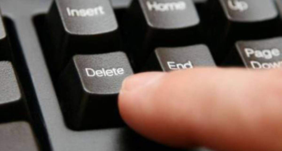 Российские правообладатели удаляют контент из 