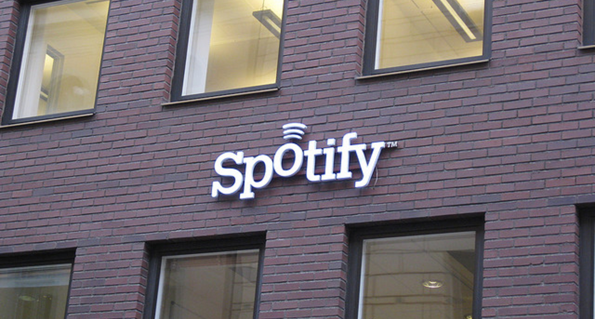 Музыкальный сервис Facebook получит название Vibes