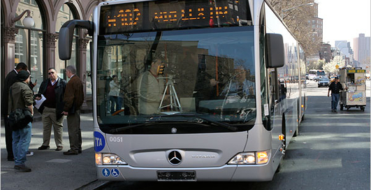 Немецкие безбилетники убегают от контролёров через соцсети