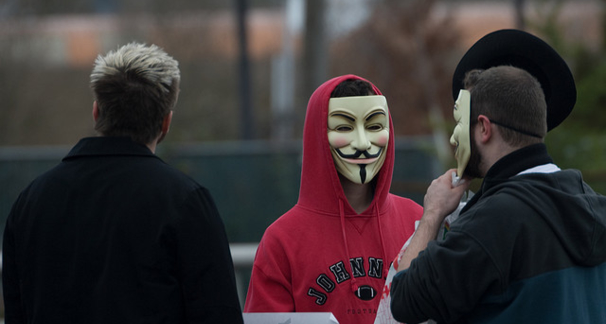 Хакеры из Anonymous взломали сайт транспортной компании