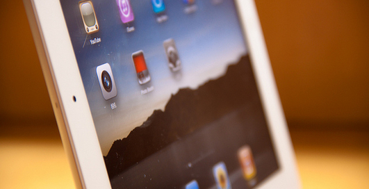 Владельцы iPad и iPhone получат свою социальную сеть