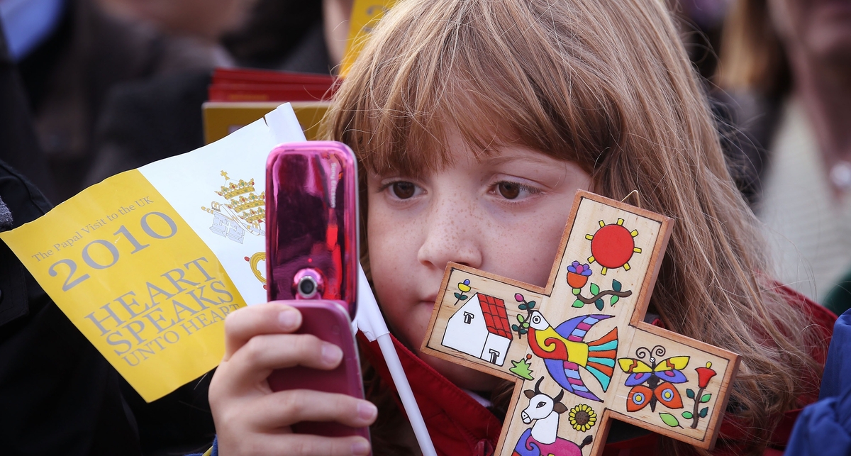 Мобильные телефоны опасны для зрения детей