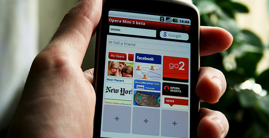 Вирус замаскировался под обновление мобильного браузера Opera