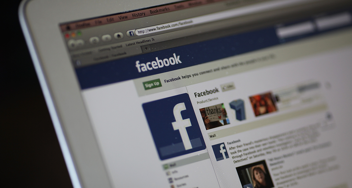 Facebook пострадала от порно-атаки