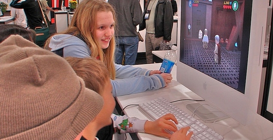 Большинство американцев “прожигают время”, сидя в Интернете