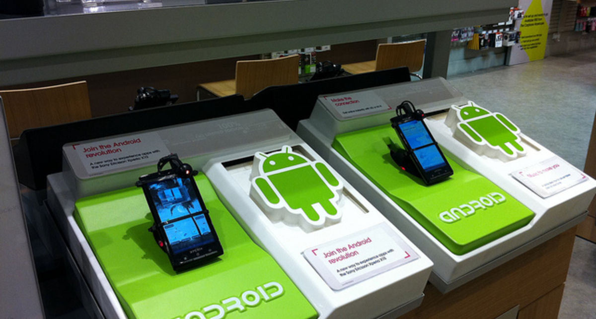 BlackBerry продолжает терять долю рынка смартфонов