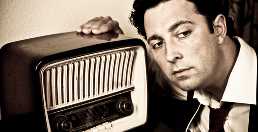 История первого коммерческого FM-радио