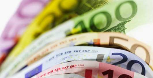 Летние депозиты: евро популярен
