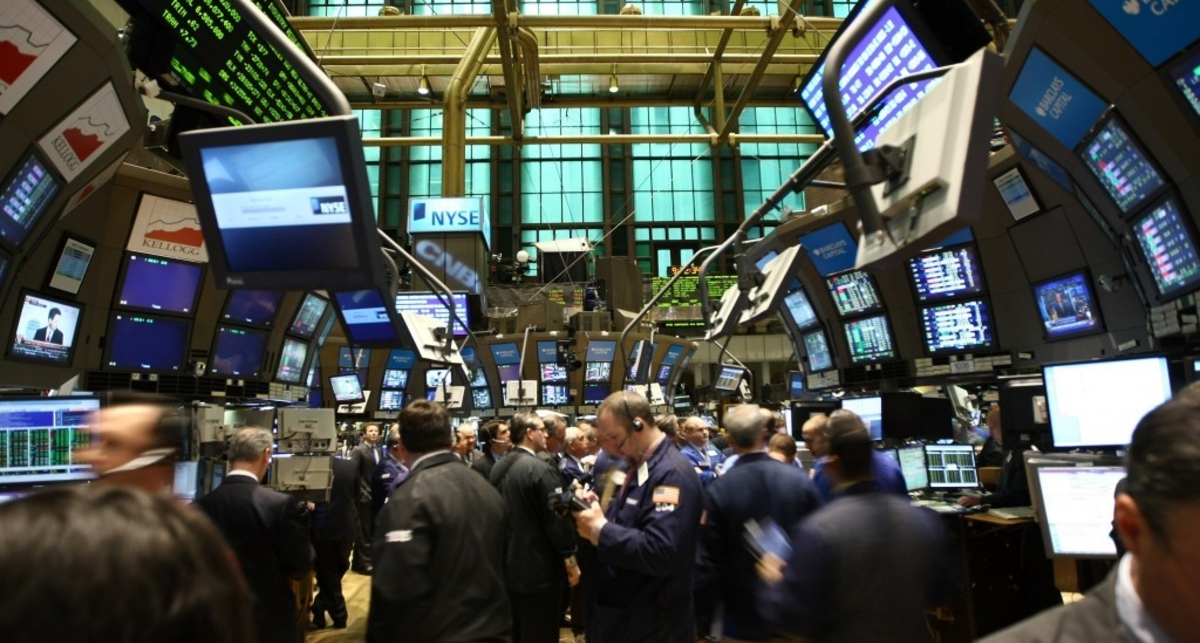 Фондовые индексы продолжают падать