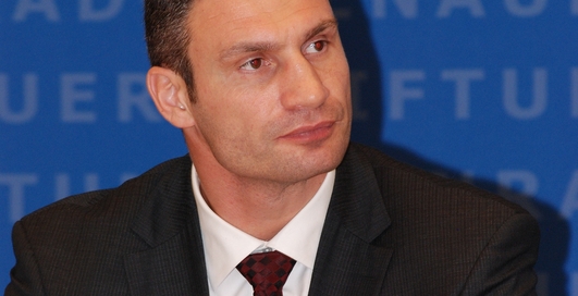 Кличко: Власть чиновника над бизнесом – основная проблема экономики