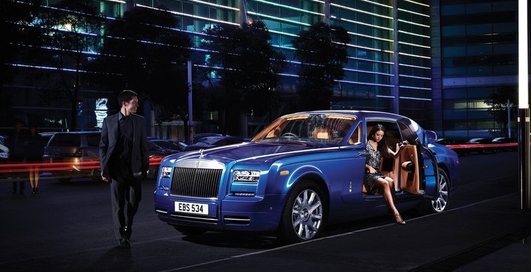 Поклонники Роллс Ройс оккупировали Токио (видео)