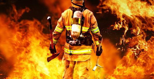Как вынести человека из горящего здания