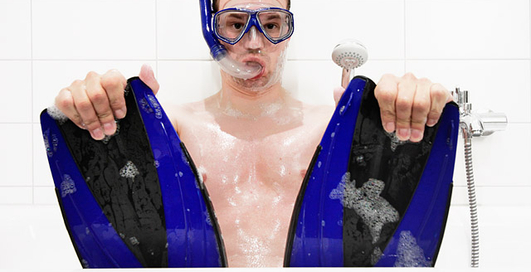 Дарвин Light: Прыжки в воду и мастер паркура (видео)