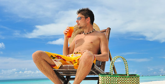 Плыви красиво: лучшие плавательные шорты этого сезона (фото)