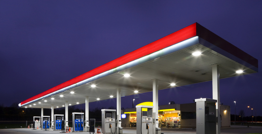 Для водителей выпустили новый путеводитель по проблемным АЗС