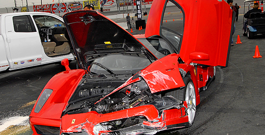 Разбитые миллионы: ТОП-10 аварий Ferrari Enzo