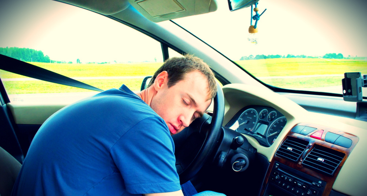 Не зевай: как не уснуть за рулем (видео)