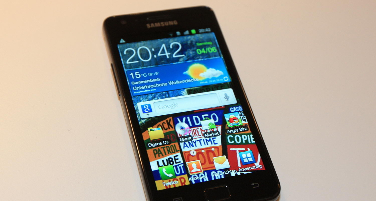 Samsung Galaxy S II продаётся быстрее iPhone