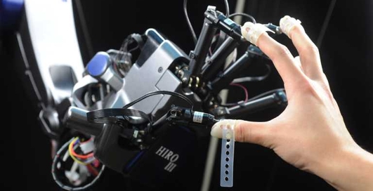 Роботы  заменят репортеров