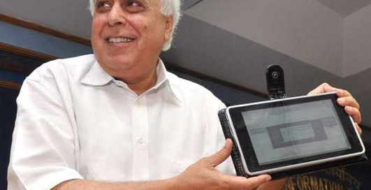 Индийский компьютер будет стоить $35 (видео)