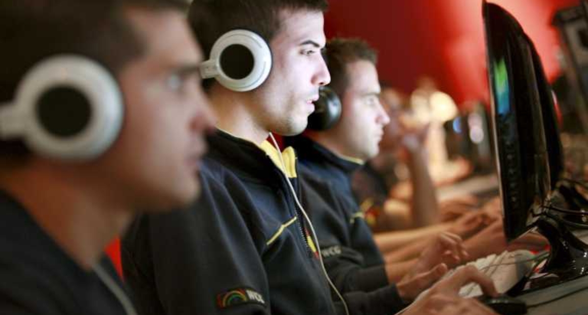 Смартфоны угрожают рынку игровых приставок