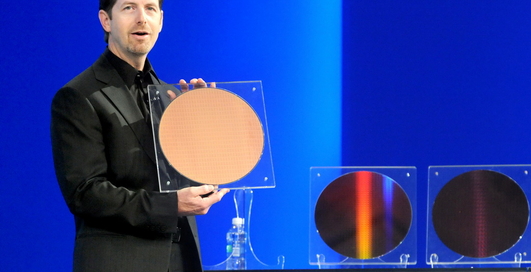 В семействе Intel Atom - пополнение