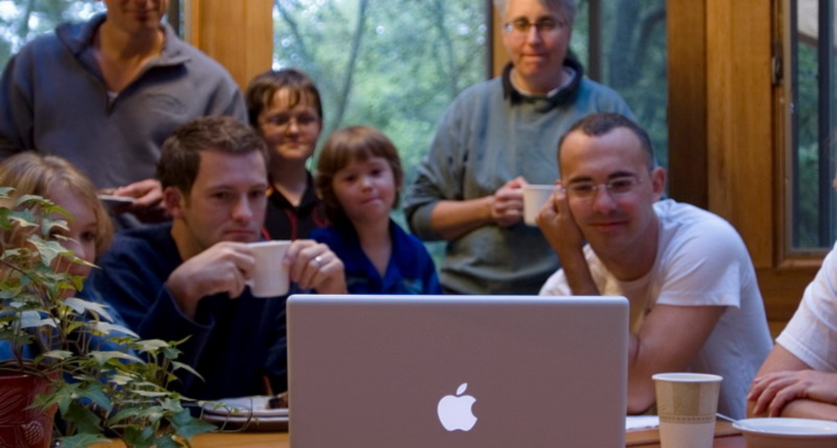 Apple присматривается к процессорам Sandy Bridge
