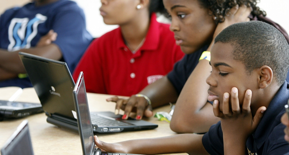 Samsung обвинили в шпионаже за владельцами ноутбуков