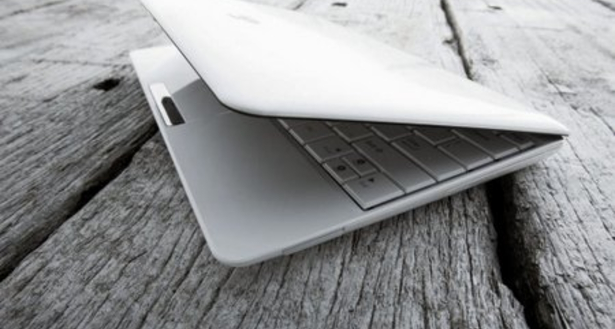 ASUS готовит свой ответ MacBook Air