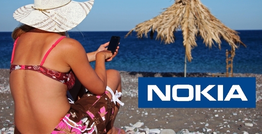 Nokia бесплатно рекламирует iPhone