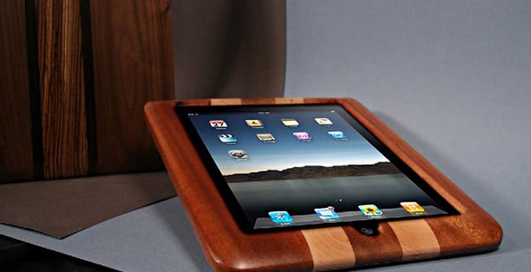 Вместо iPad 2 девушка купила кусок доски