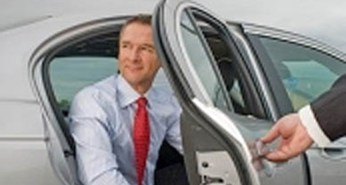 VIP-авто напрокат: сколько стоит шик?