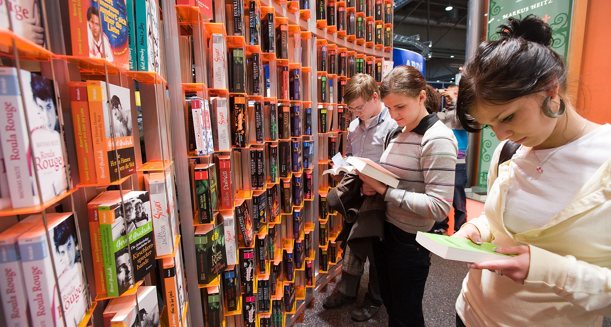 Читаем правильные книги: Переговоры о зарплате. Торг уместен!