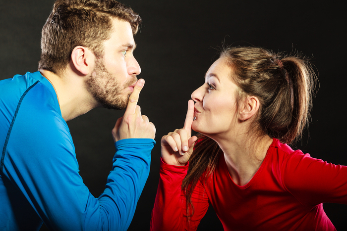 Простатит и бывшие: о чем с женщиной лучше помолчать