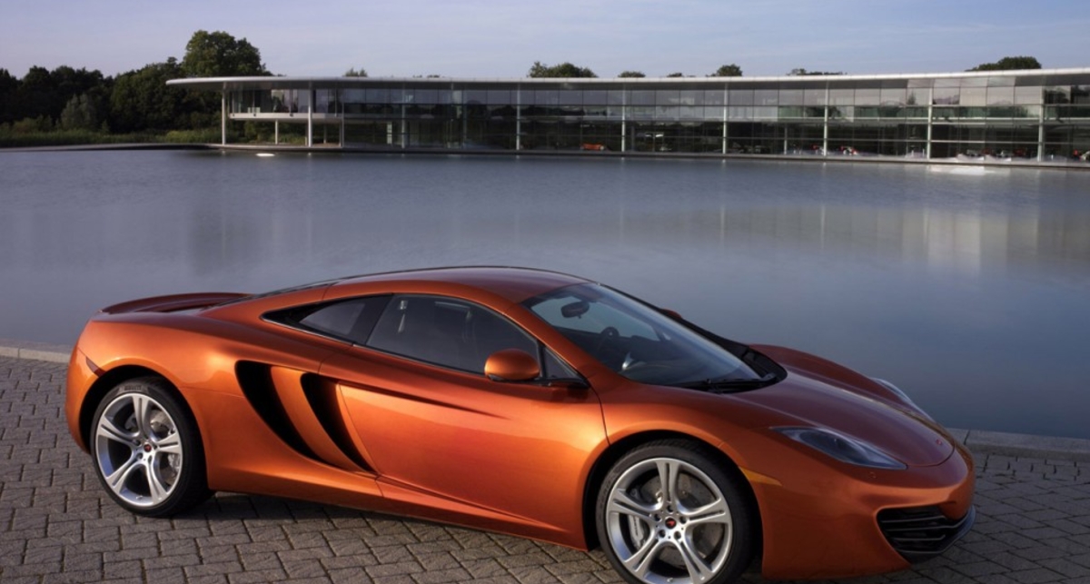 McLaren представляет новый суперкар