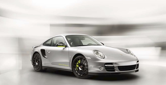 Porsche 911 Turbo S-Edition 918 Spyder