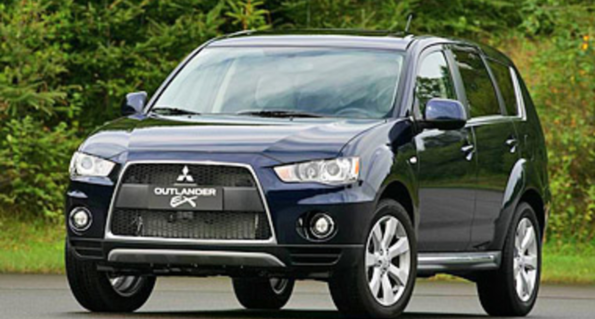 Mitsubishi Outlander XL прошел косметическое обновление