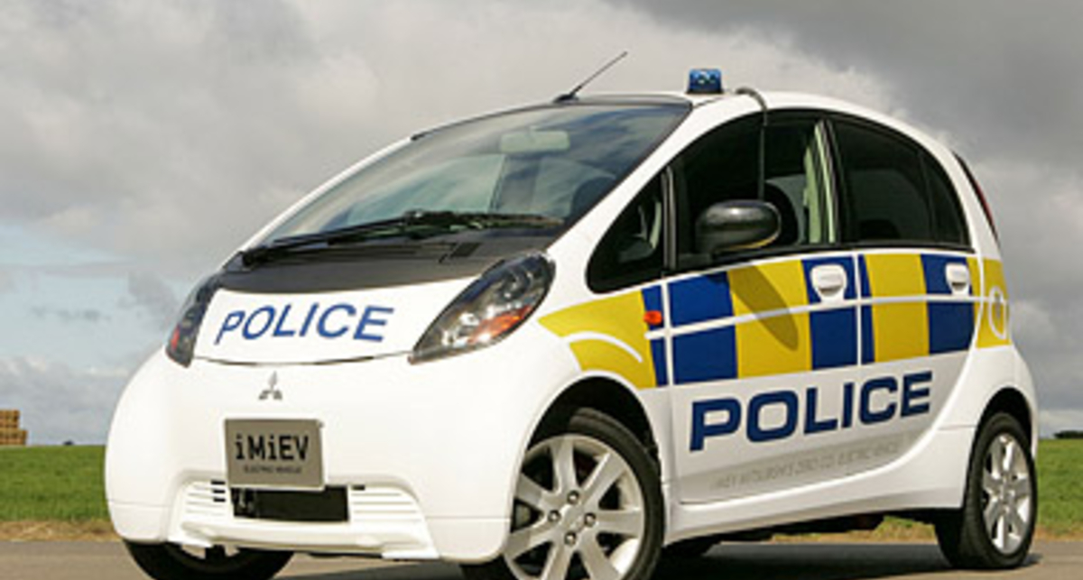 Британская полиция пересядет на электрокары