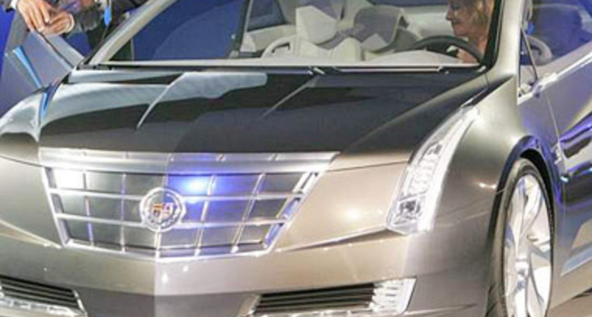 Cadillac готовит гибридное купе