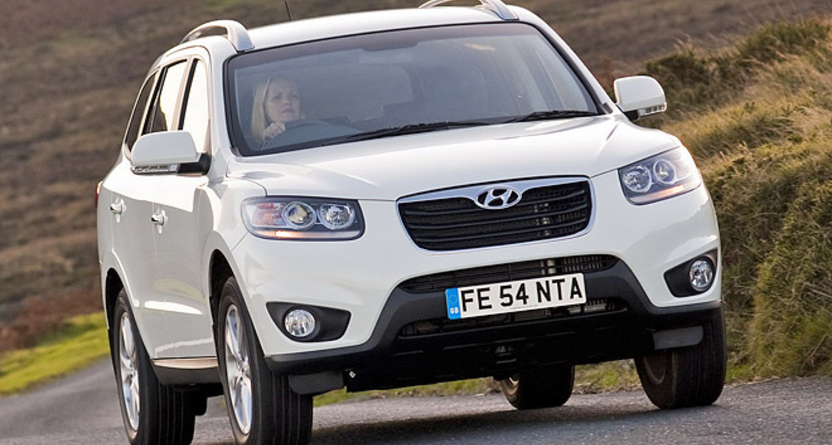 Hyundai назвал цену обновленного Santa Fe