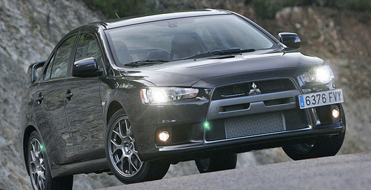 Mitsubishi отзывает около 30 тыс. автомобилей в США