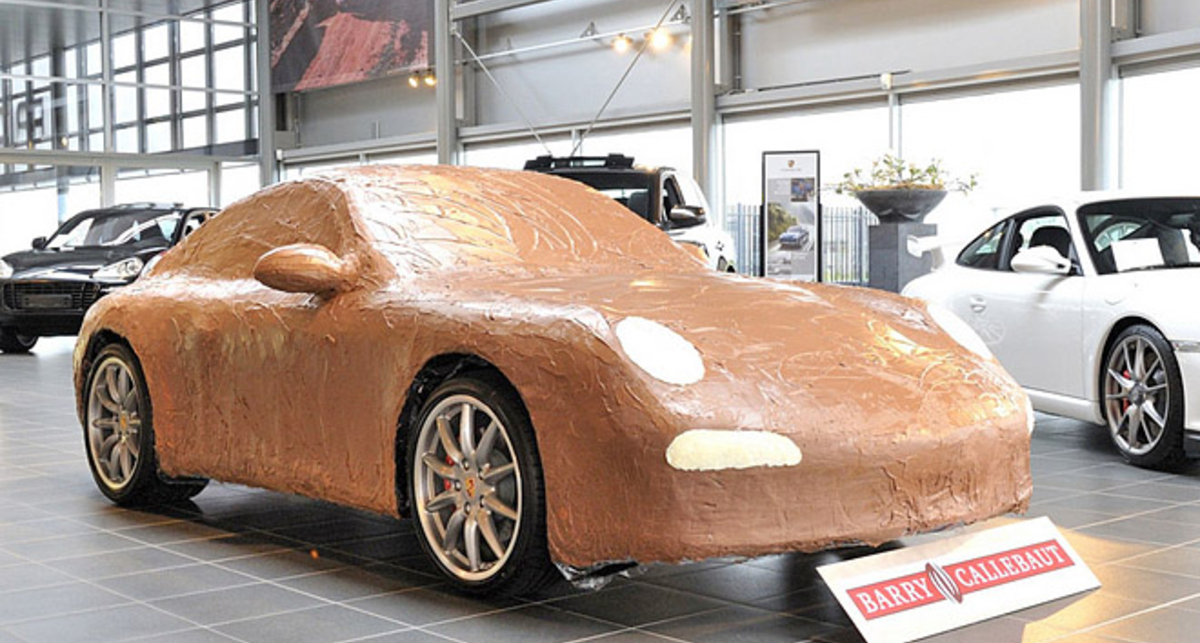 Porsche 911 Carrera S сделали шоколадным