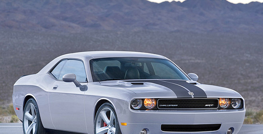 Dodge Challenger приедет в Европу официально