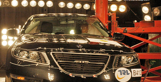 Новое поколение Saab 9-5 разбили на «пятерку»