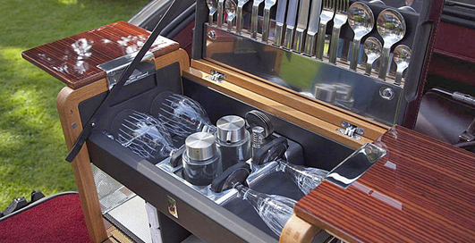 Rolls-Royce стал автомобилем для пикников