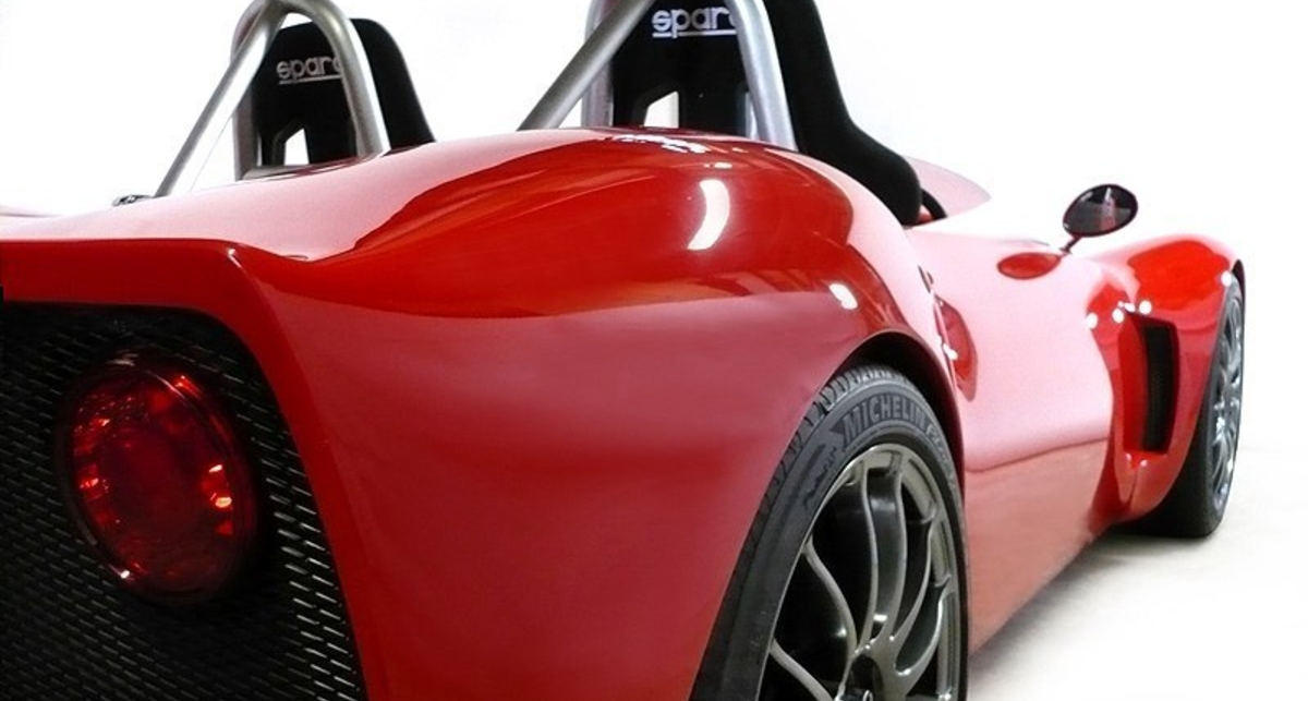 Американцы скрестили суперкар с мотоциклом