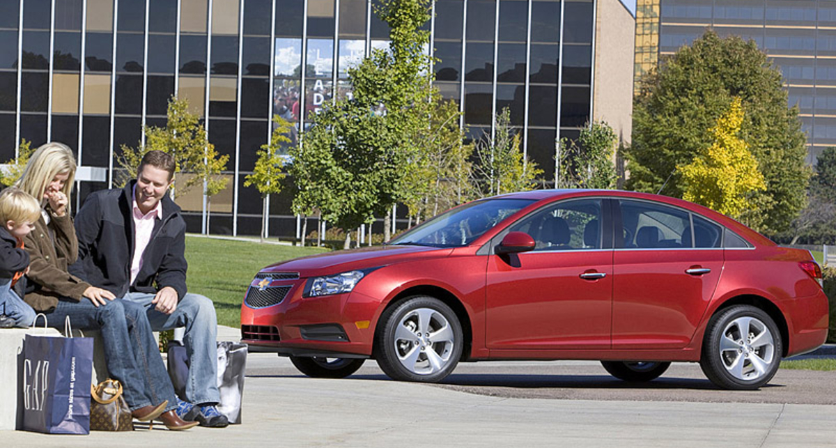 Самые ожидаемые авто 2011 года уже давно ездят в Украине (фото)