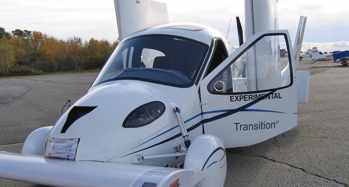 Летающие автомобили поднимутся в небо до конца года (фото, видео)